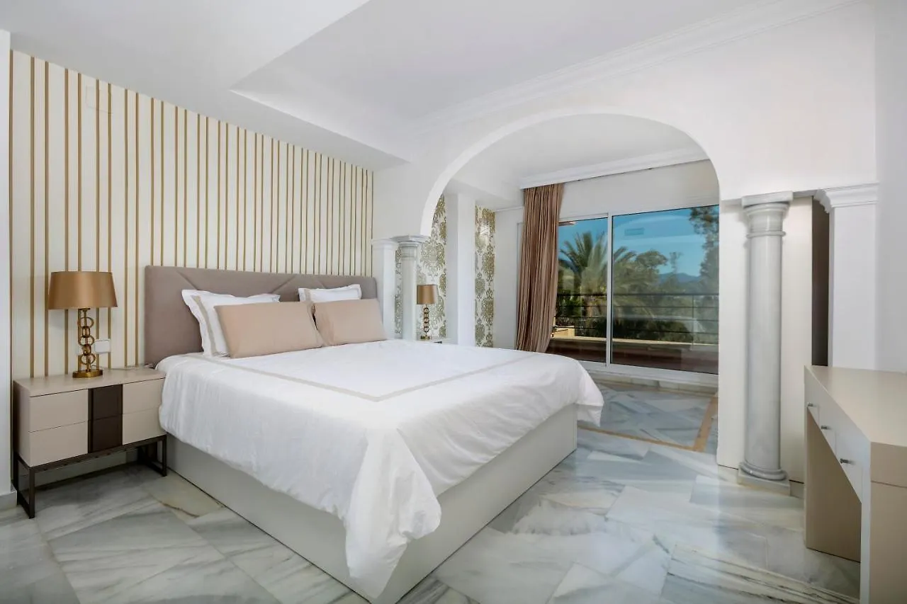 Stunning 2 Bedroom Apartment Magna Marbella Rdr259 contacts