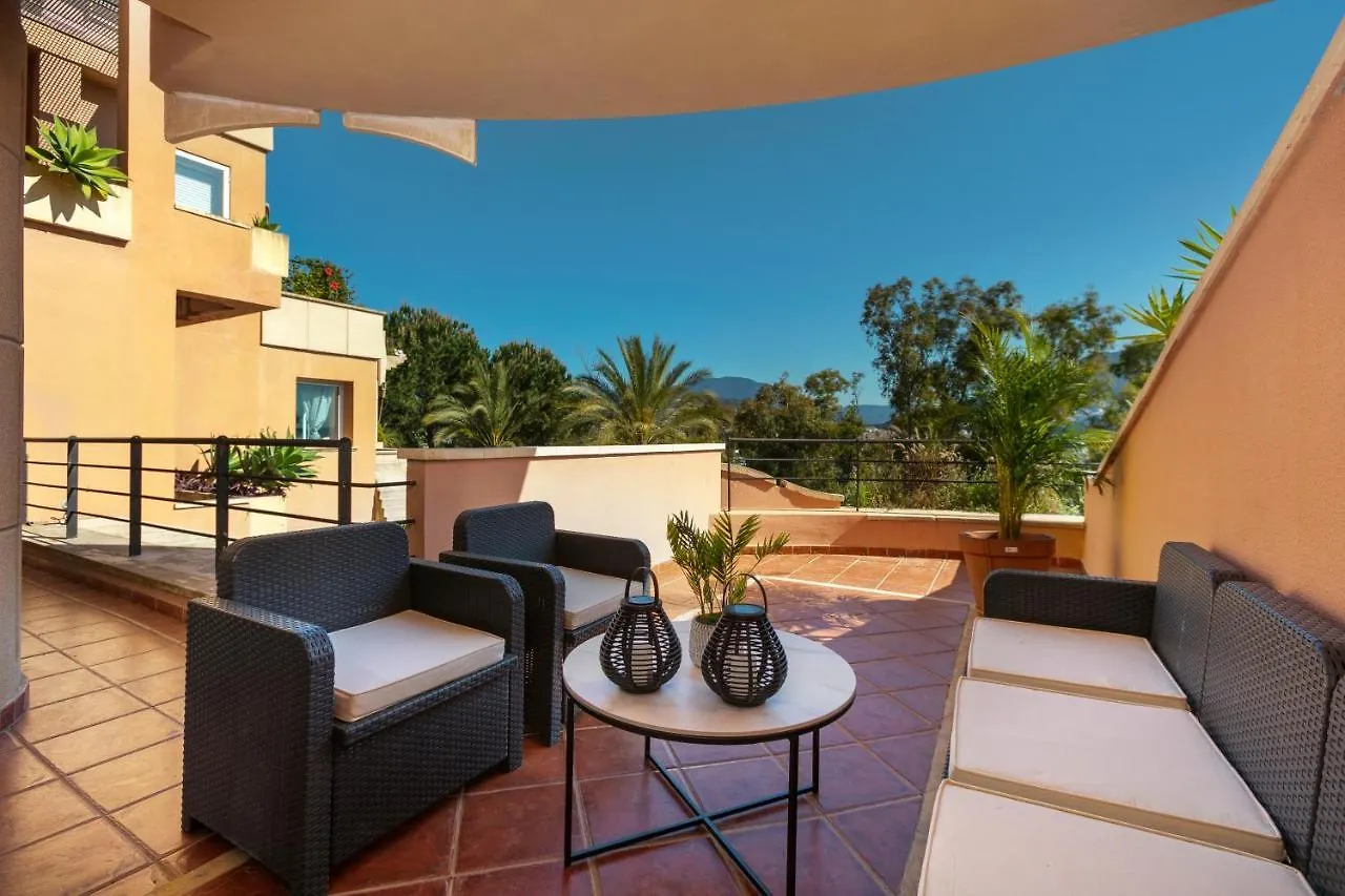 Stunning 2 Bedroom Apartment Magna Marbella Rdr259 0*,